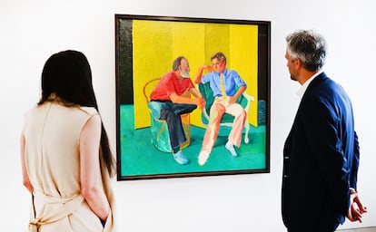 El cuadro 'La conversación' de David Hockney, perteneciente a la colección de Paul Allen, en la muestra previa a la subasta.