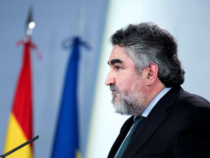 Fotografía facilitada por Moncloa del ministro de Cultura, José Manuel Rodríguez Uribes, durante la rueda de prensa del pasado martes en el Palacio de la Moncloa.