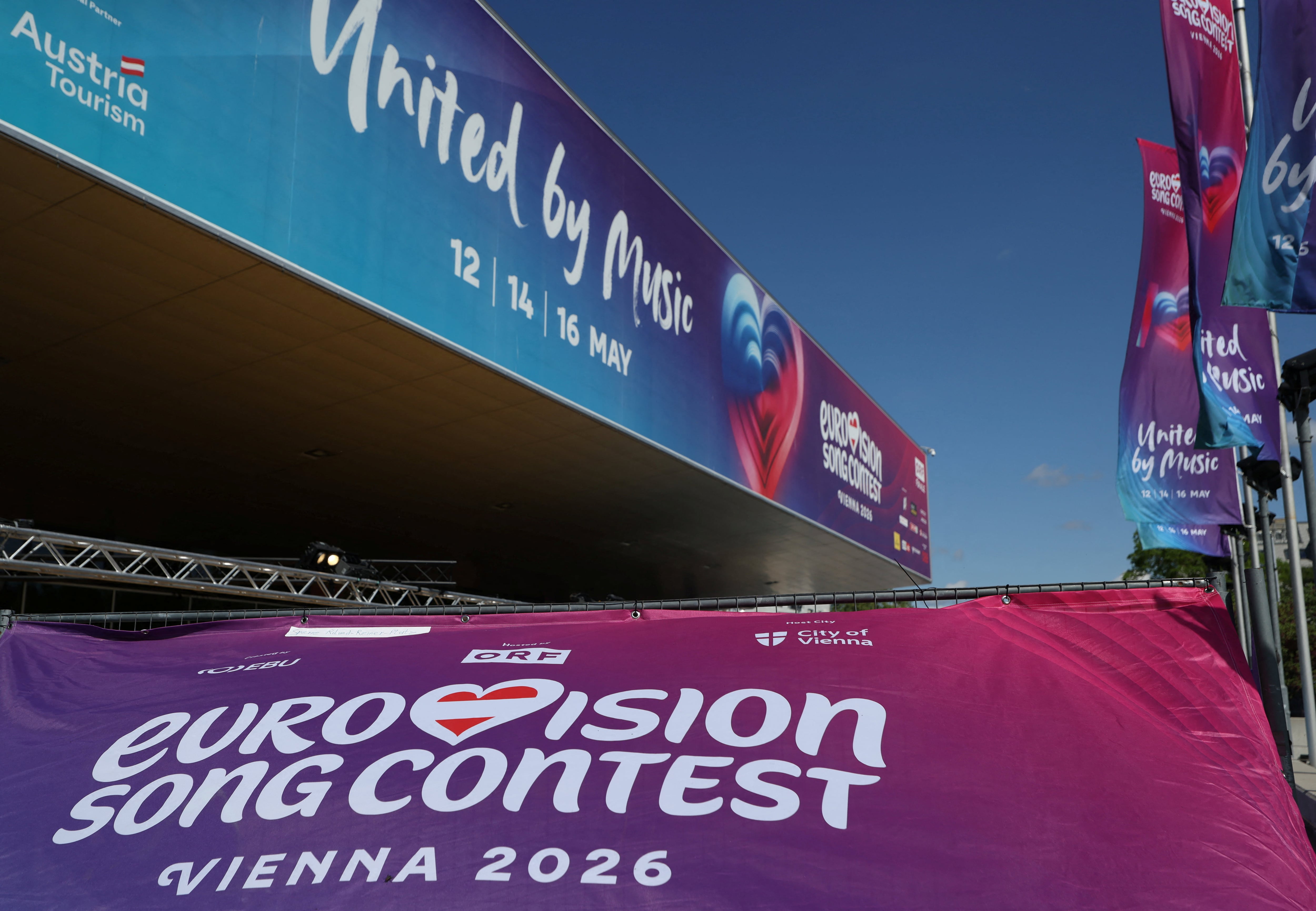 Españoles que acuden a Eurovisión 2026 a pesar de Israel: “Se exige a los eurofans un compromiso que nadie pide a los hinchas de fútbol”