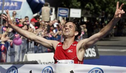 Ornelas gana el marat&oacute;n de Praga en 2007. 