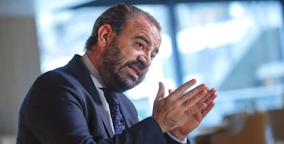 GRAF3263. MADRID, 22/12/2019.- El presidente de Exceltur y consejero delegado de Meliá Hotels International, Gabriel Escarrer, durante una entrevista con Efe en la que considera que hay que poner coto al crecimiento desorbitado de los cruceros y el alquiler vacacional en algunos destinos españoles, para