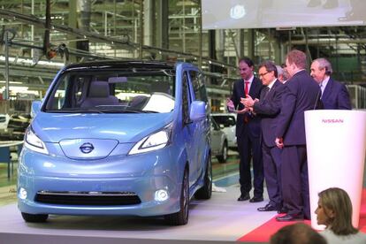 La planta de la Zona Franca producirá el nuevo modelo eléctrico de la furgoneta NV200 en exclusiva para todo el mundo, a partir de 2013.