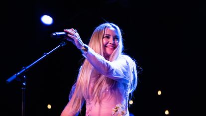 Kate Hudson en una actuación en Los Ángeles, donde presentó su disco 'Glorious', el 18 de mayo de 2024.