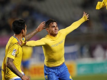 Asdr&uacute;bal celebra su gol al Legan&eacute;s junto a Ara&uacute;jo.