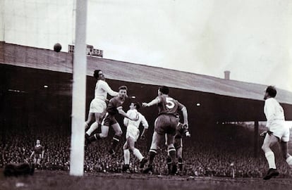 Una acción del United-Madrid de 1957.