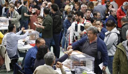 Jornada electoral en un punto de votación de Terrassa, en las pasadas elecciones.