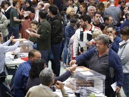 Jornada electoral en un punto de votación de Terrassa, en las pasadas elecciones. 