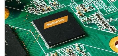 El fabricante de chips taiwanés Mediatek ha presentado una nueva tecnología de comunicaciones de proximidad, Hotknot, que busca ofrecer una solución de menor coste que NFC.