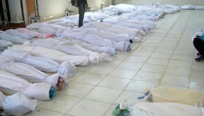 Imagen de la morgue de Hula distribuida por la oposición siria.