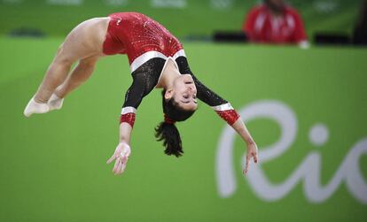 A espanhola Ana Pérez, durante sua participação numa prova da ginástica artística.