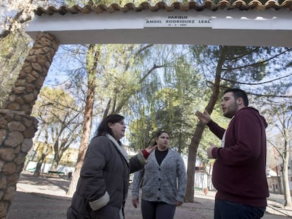 The entrance to Ángel Rodríguez Leal Park in Casasimarro.