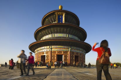 Pekín, una de las ciudades más pobladas del mundo, también es un punto caliente en este mapa. En el parque Tiantan Gongyuan de la capital china se levanta desde el siglo XV el templo del Cielo, un conjunto de edificios rodeados por una muralla cuyo valor principal es el Qi nian dian, o el Salón de la Oración por la Buena Cosecha (en la imagen). Se trata de uno de los recintos más sagrados del país, es patrimonio mundial de la Unesco y, según Sightsmap, el lugar más retratado de Pekín.