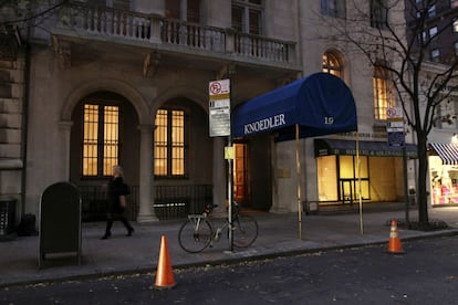 Exterior de la galería Knoedler, de Nueva York.