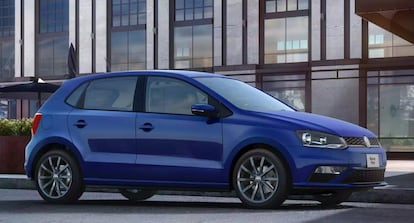 El Volkswagen Polo supera los 1.000 euros por una semana de alquiler. El modelo pequeño de la marca alemana cuesta en Europcar 1.022 euros y en Sixt, 1.009.