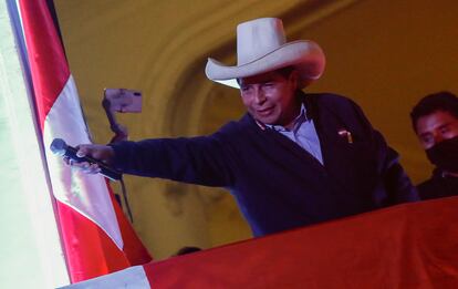 Pedro Castillo celebrating with followers on Thursday in Lima