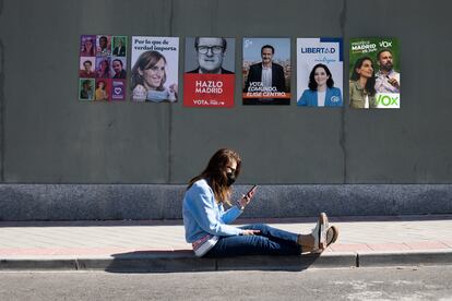 Carteles electorales de los candidatos a la presidencia de la comunidad de Madrid.