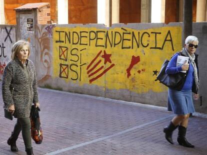 Pintada a favor de la independència a Terrassa (Vallès Occidental).