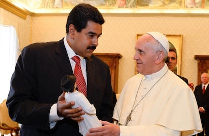 Nicol&aacute;s Maduro con el papa Francisco