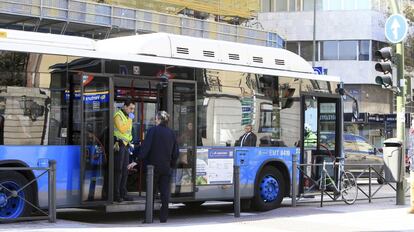 Autob&uacute;s p&uacute;blico de Madrid. 