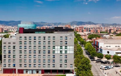 Fachada del hotel Vincci Bit, cuya venta ha sido anunciada hoy por 60 millones de euros. En una imagen cedida por la compañía.