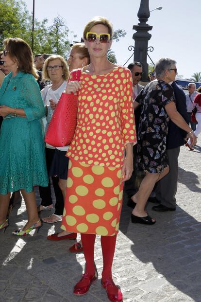 La diseñadora Agatha Ruiz de la Prada por las calles de Sevilla.