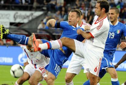 Cassano lucha con Shirkov