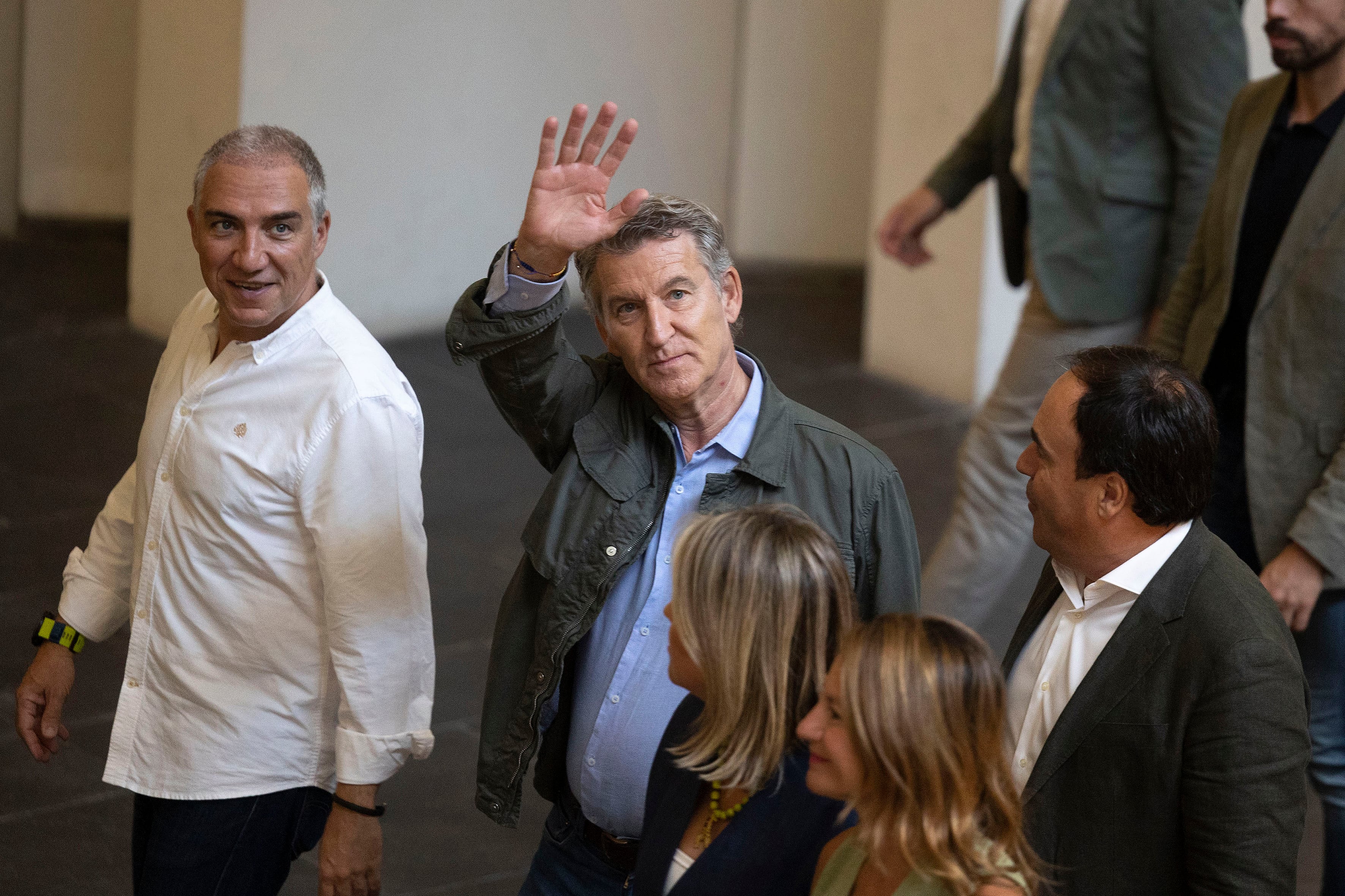 Feijóo acusa al Gobierno de “alterar el censo” con la “ingeniería social” de las nacionalizaciones