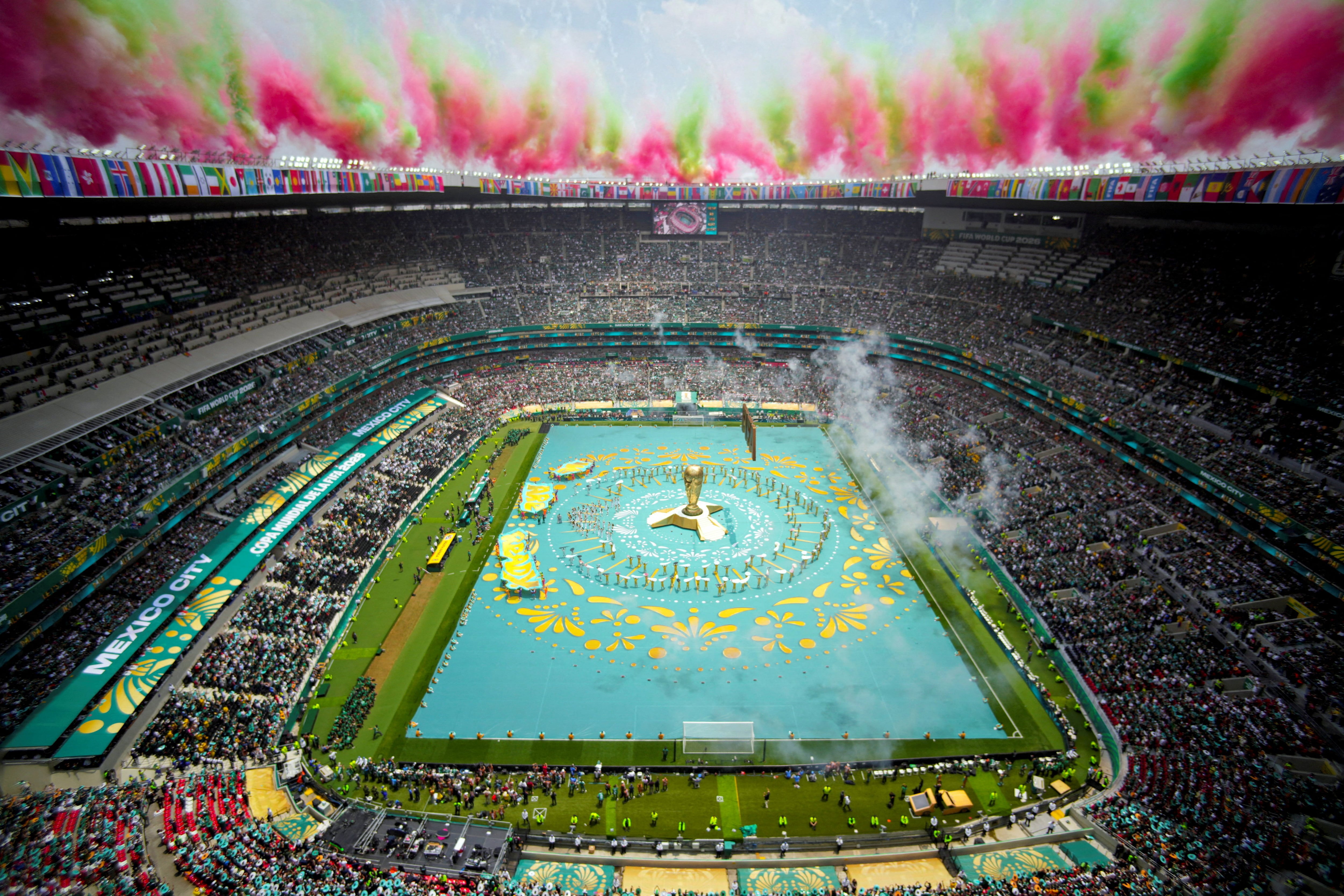 México hace del Azteca, el estadio más mundialista, un territorio invulnerable