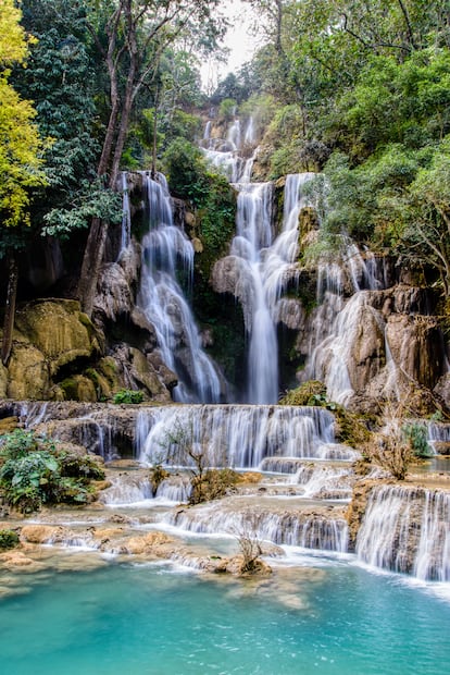 Las cataratas Kuang Si son una atractiva excursión cerca de la ciudad de Luang Prabag.