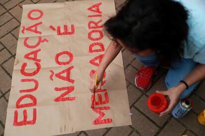 "Educação não é mercadoria", em cartaz na Universidade de São Paulo