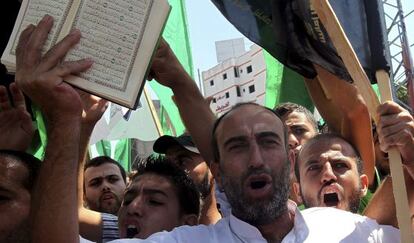 Manifestantes contra la película antimusulmana, en Gaza.