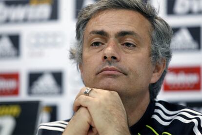 Mourinho, durante la conferencia de prensa en Valdebebas.