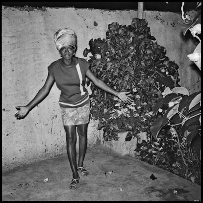 Una joven en la Calebasse d'Or, 1969.