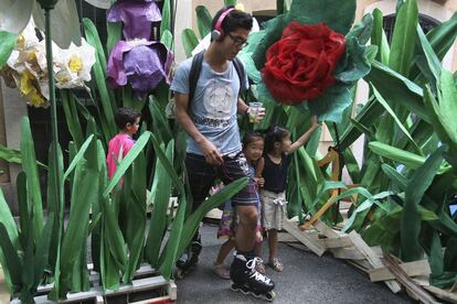 La calle Fraternitat, un curioso jardín de las maravillas.