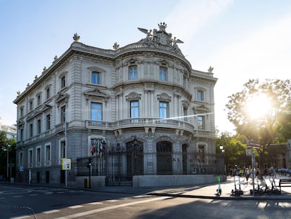 Fotografía del palacio de Linares tomada en 2022.