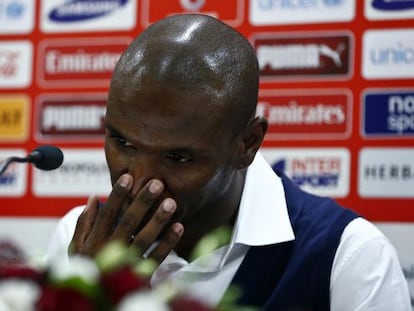 Abidal, durante la conferencia de prensa en la que anunció su retirada. 