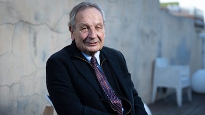 El periodista Xavier Vidal-Folch, el jueves en Barcelona.