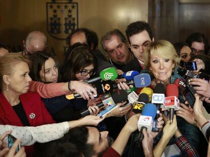 Esperanza Aguirre, antes de su comparecencia en la Asamblea de Madrid.