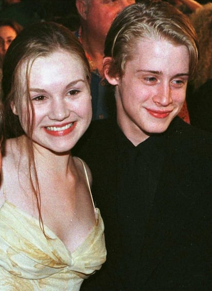 Macaulay Culkin se casó con la actriz Rachel Miner con 18 años. Un matrimonio que duró solo dos años. En la imágen, la pareja en un estreno en Los Ángeles en 1998.