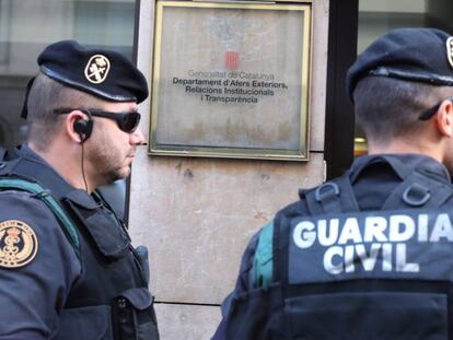 Registro en el Departamento de Exteriores de la Generalitat.