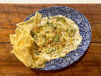 Tabla de queso de untar para el aperitivo