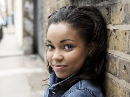 Dionne Bromfield, la heredera de Amy Winehouse