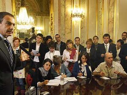 El presidente del Gobierno, José Luis Rodríguez Zapatero, en la rueda de prensa posterior al debate presupuestario, en Madrid.