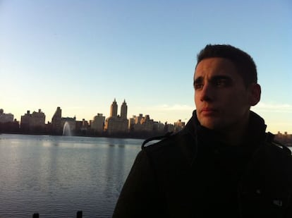 Luis Enrique Fabi&aacute;n en el lago de Central Park (Jacqueline Kennedy Onassis Reservoir), en Nueva York