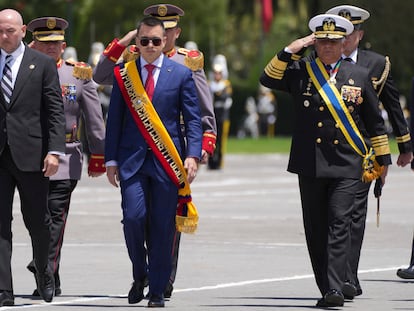 El presidente de Ecuador, Daniel Noboa, festeja el Día del Ejército el 27 de febrero 2024.