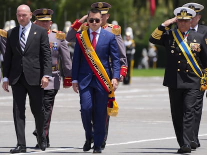 El presidente de Ecuador, Daniel Noboa, festeja el Día del Ejército el 27 de febrero 2024.