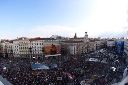 Panorámica de la manifestación por el aniversario del 15-M en la Puerta del Sol.