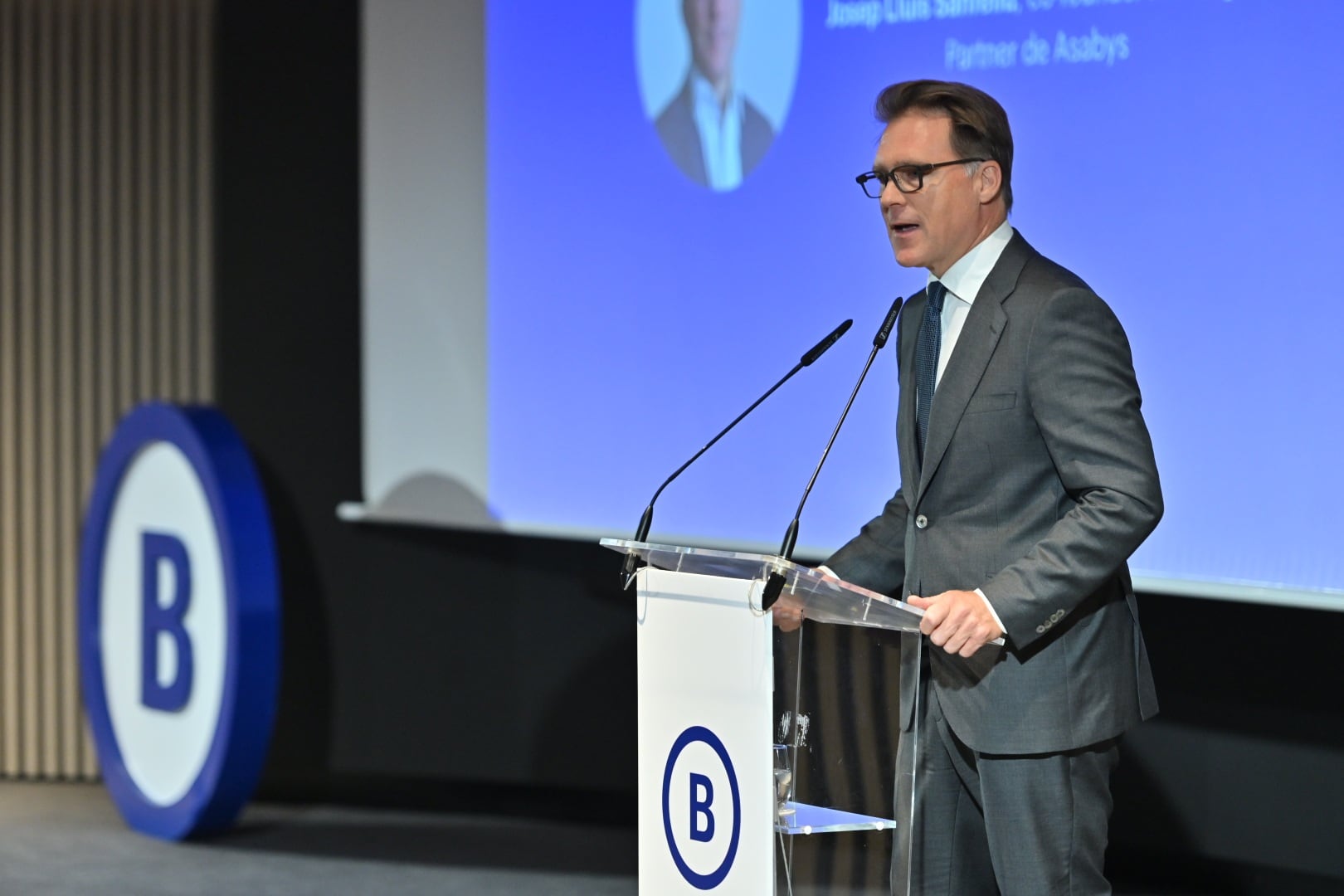 Josep Lluís Sanfeliu asume la presidencia de Barcelona Global
