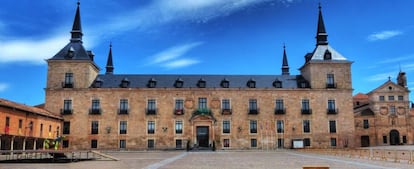 Palacio ducal, actualmente Parador Nacional.