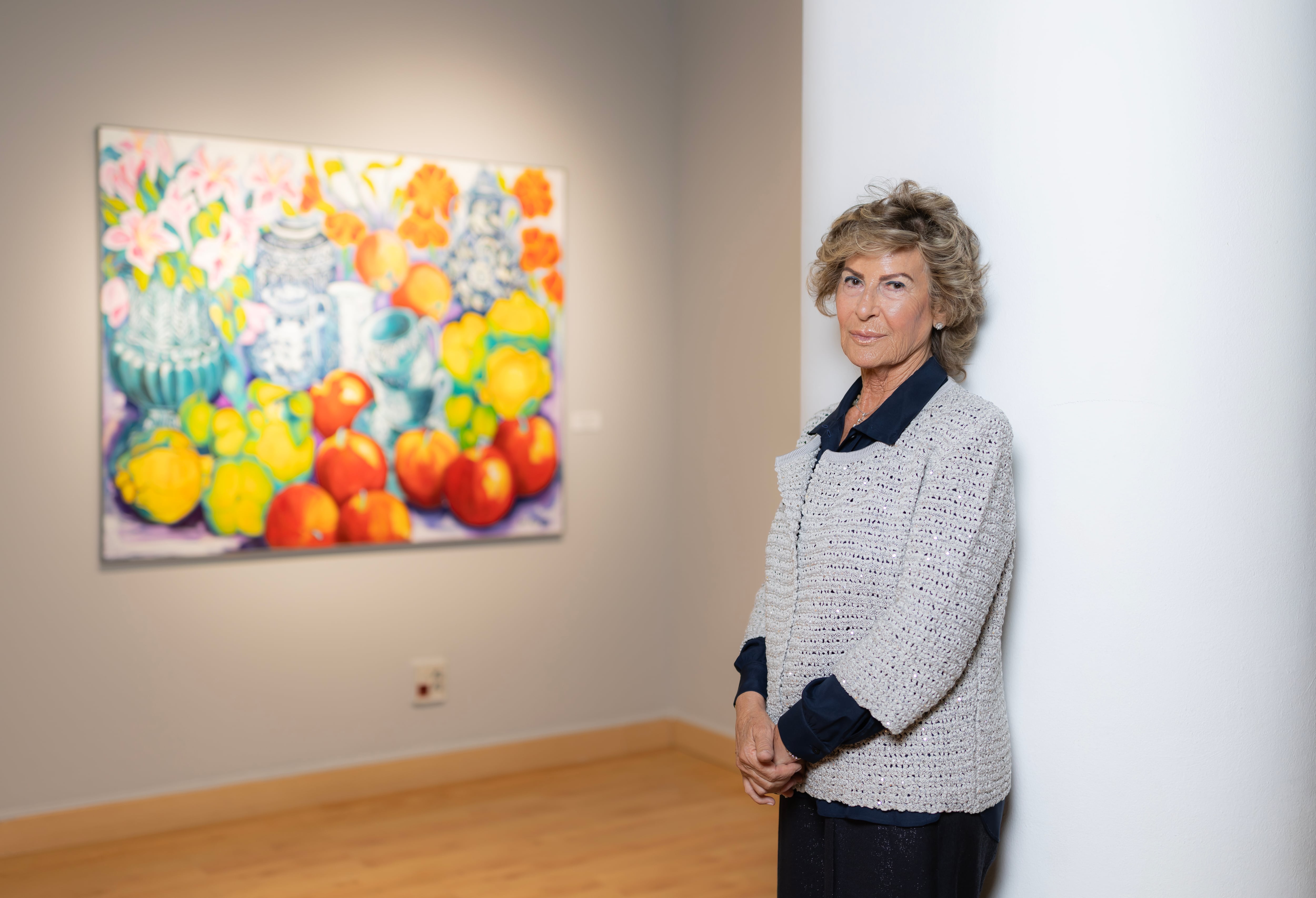 María Jesús de Frutos, junto a uno de sus bodegones.

